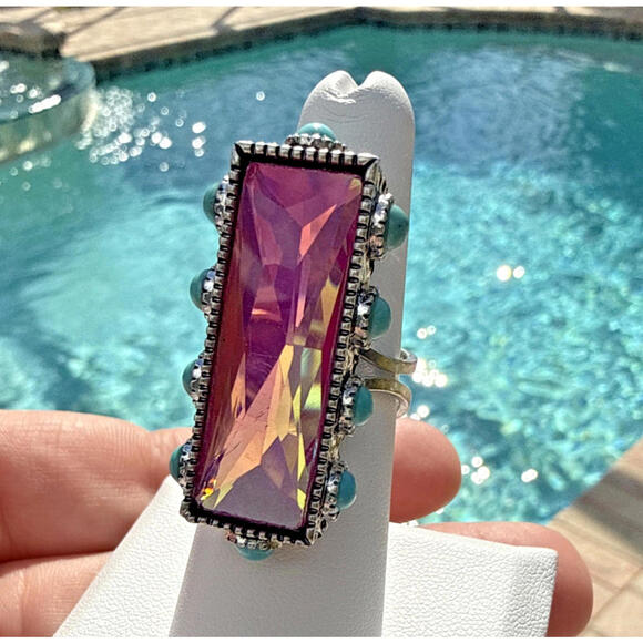 Tipi Jewelry - NWT Western Cowgirl Pink Bling Gemstone Glass Crystal Stone Bar Cuff Ring